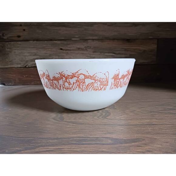 Vintage Anchor Hocking Fire King mushrooms milk glass bowl - Picture 2 of 8